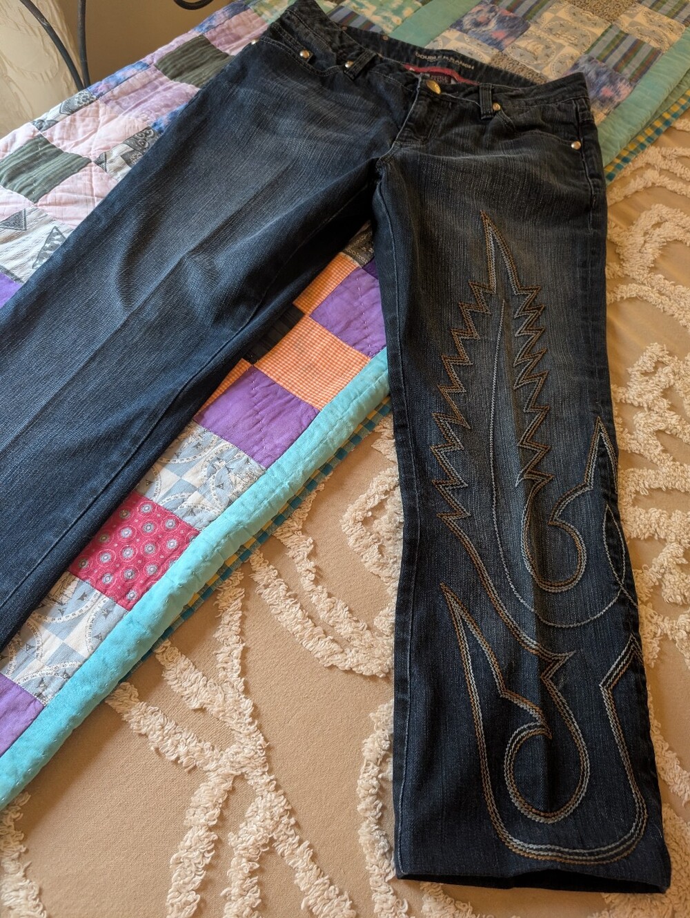 Double D Ranch jeans, jeans w embroidery & silver studs, Size 8 - Picture 4 of 10